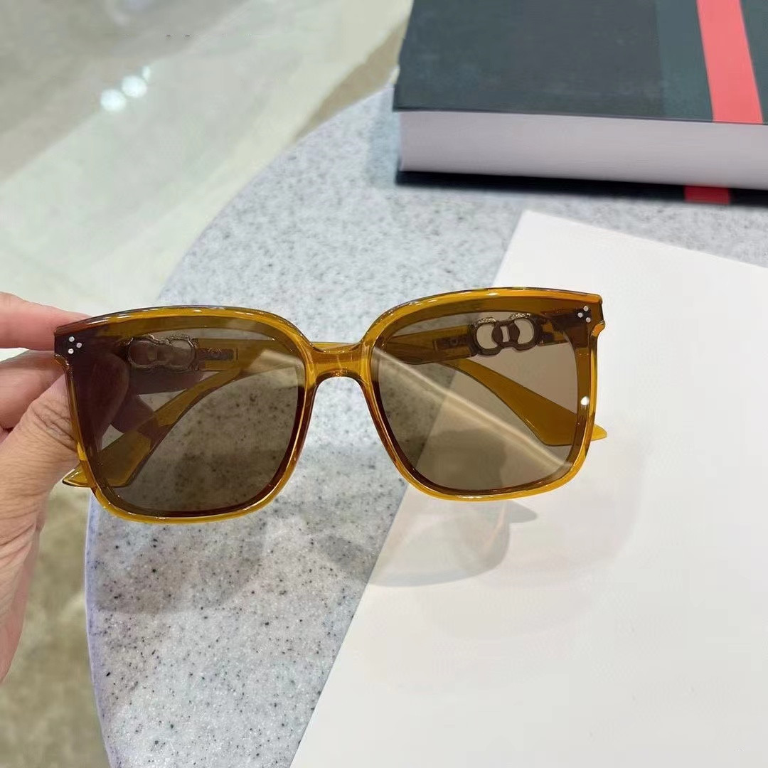 Same Style New Women's Sunglas - Italy Fashion Street 评论和价格