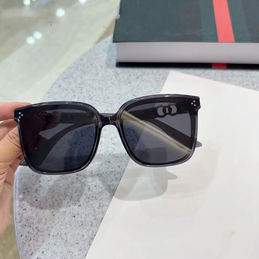 Same Style New Women's Sunglas - Italy Fashion Street 评论和价格